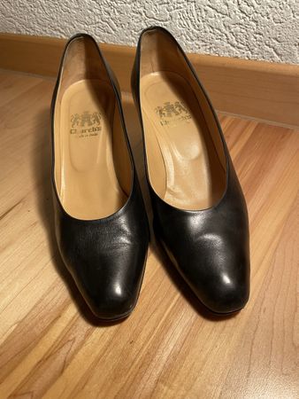 Elegant black leather pumps Church’s Gr. 38