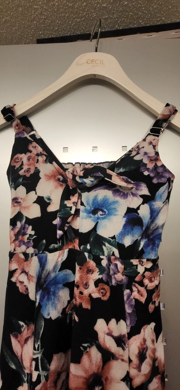 Vestiti & Gonne: Neues Kleid/Rock von Metro Gr 152 – Nuovo (secondo la descrizione) da Nidau venduto da Maltesers71 1