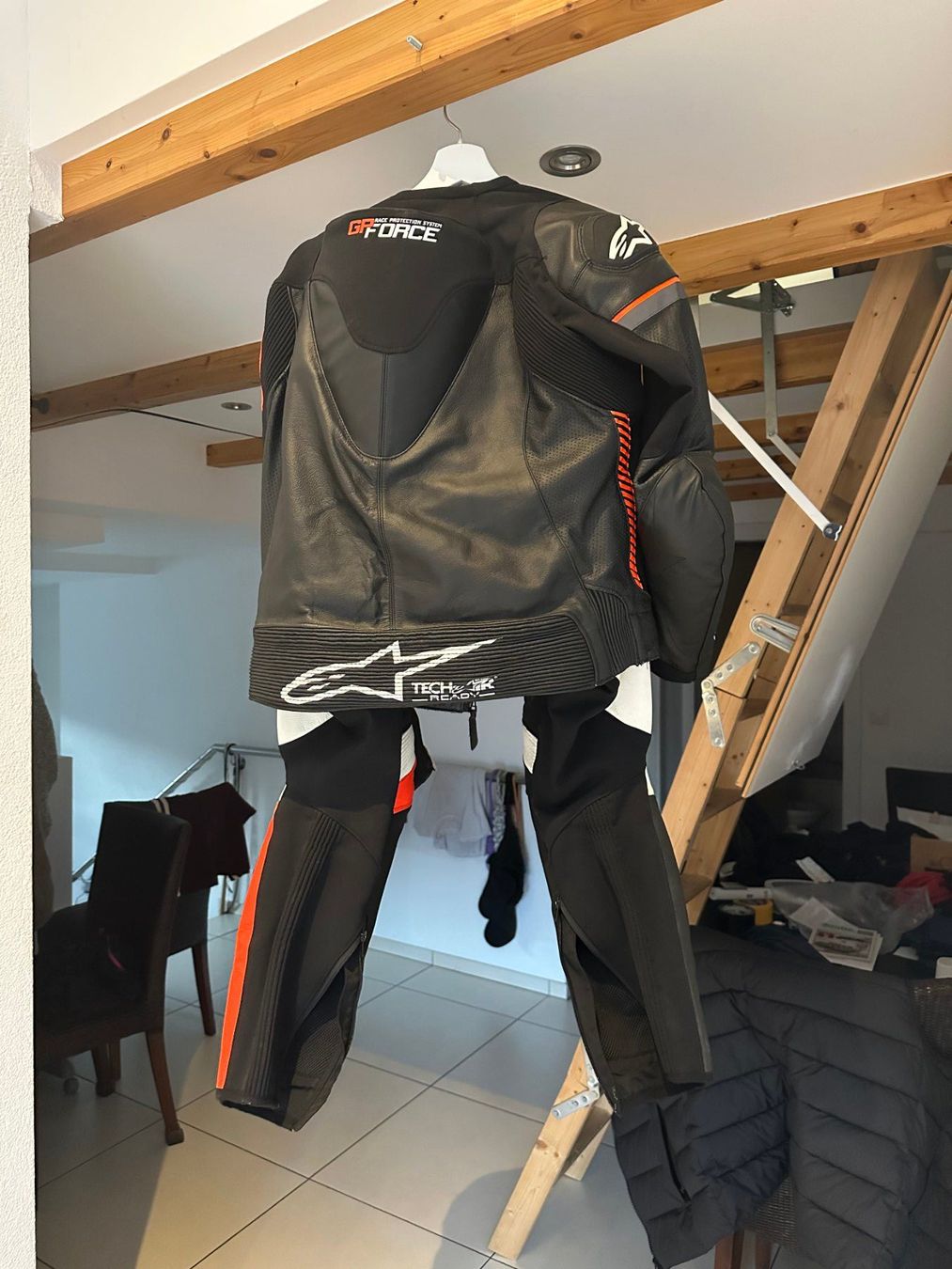 Alpinestars Completi: Alpinestars GP Force 2-Teiler Lederkombi – Nuovo (secondo la descrizione) da Malters venduto da leo_y6cq 1