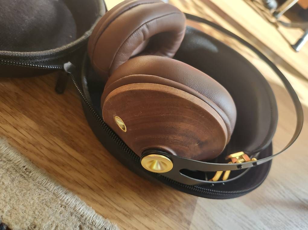 Kopfhörer: Meze audio 99 Classics Walnut Gold – Gebraucht aus Basel von mangome