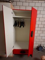 Schrank ohne Bügel