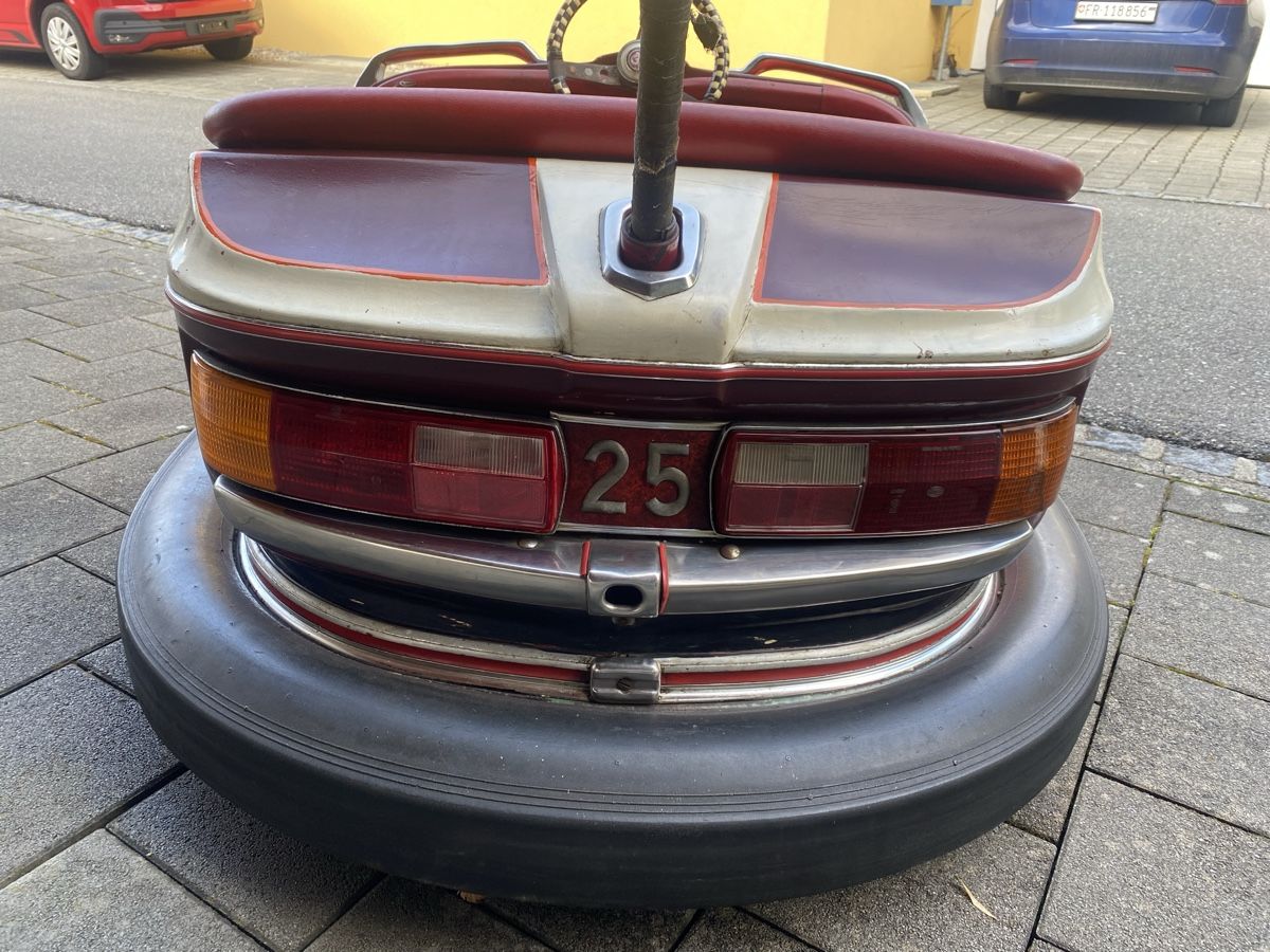 Sonstige: Autoscooter Ihle – Gebraucht aus Flamatt von Kickboard 3