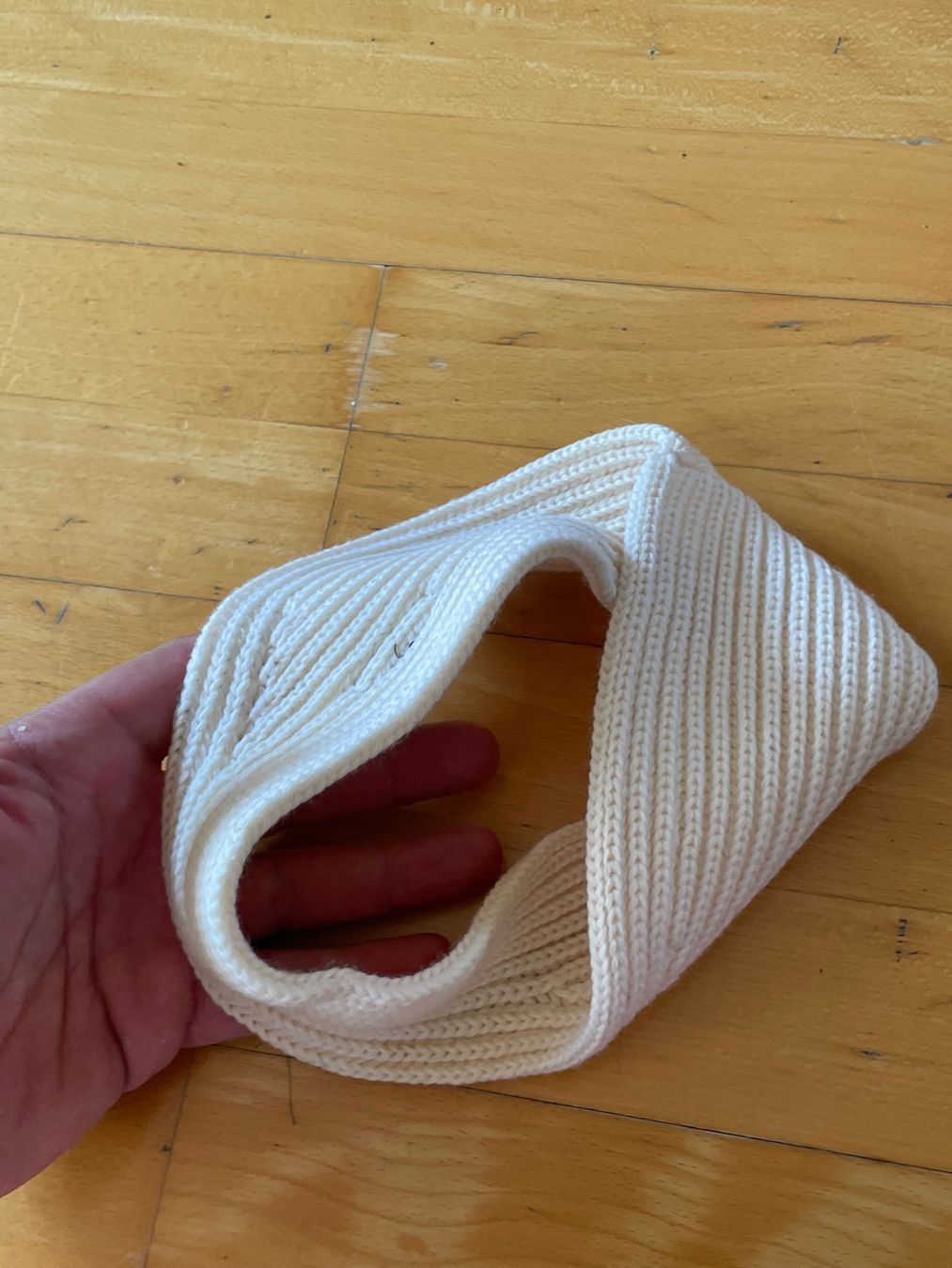 Copricapi, berretti & cappellini: Vintage 90s Headband Steffner Woolf made in Austria – Usato da Zürich venduto da le_souk 4