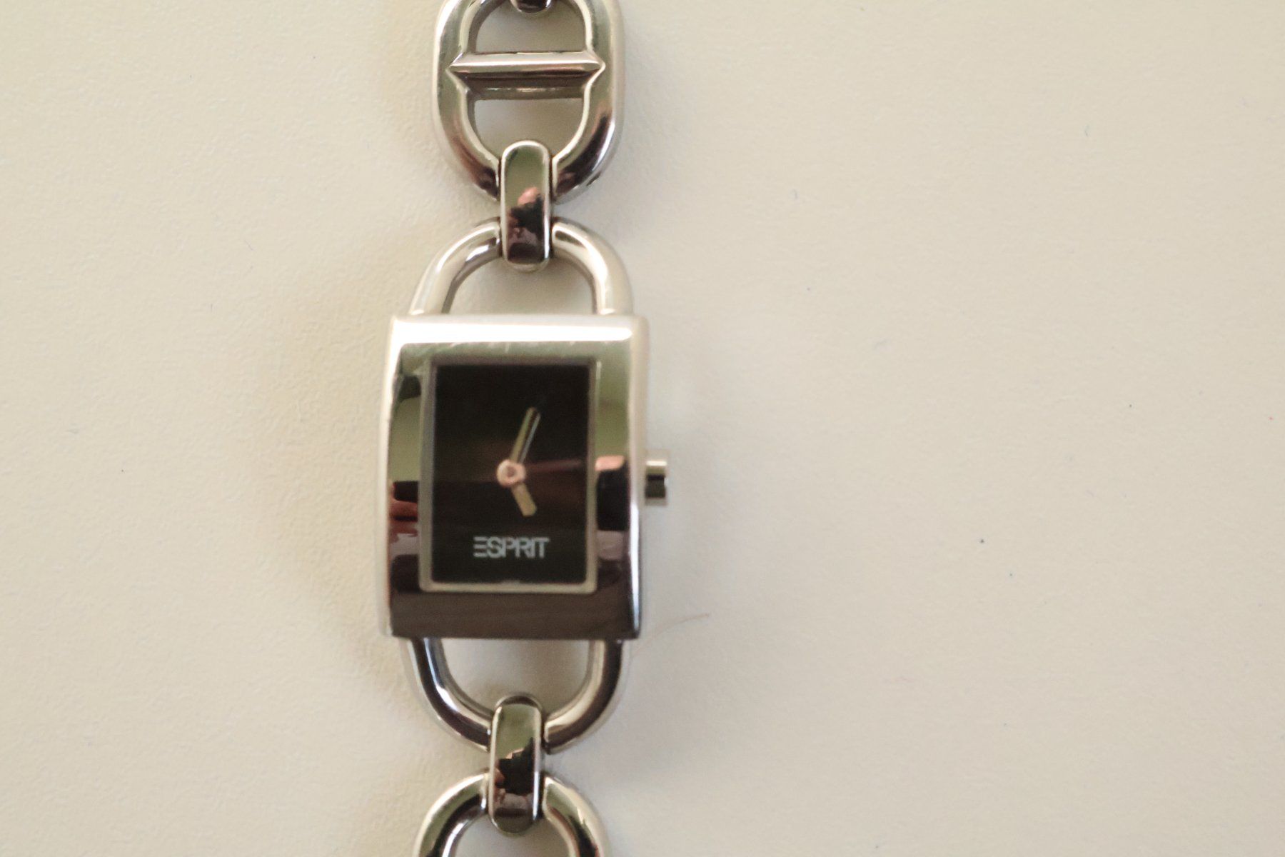 Esprit Uhren: Esprit Damen Uhr Läuft, Garantie – Gebraucht aus Willisau von flabastian 7