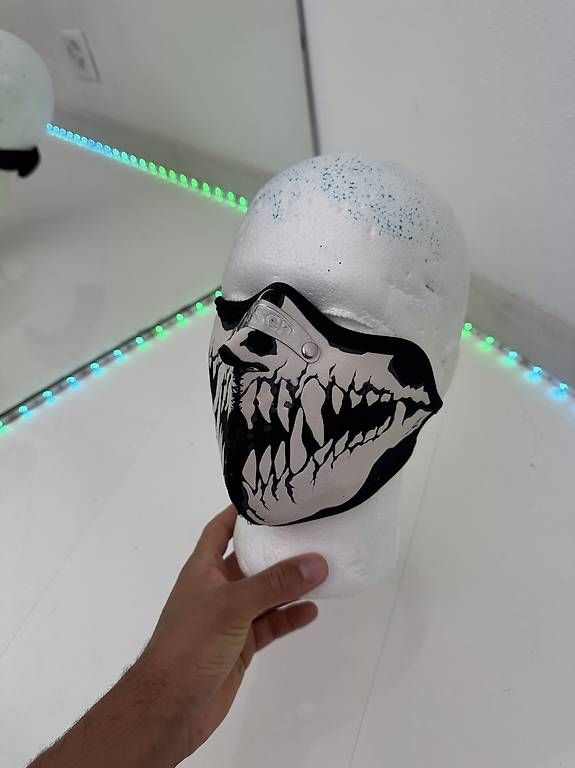 Protezione per viso e udito: skull face mask – Nuovo (secondo la descrizione) da Zürich venduto da refg7 2