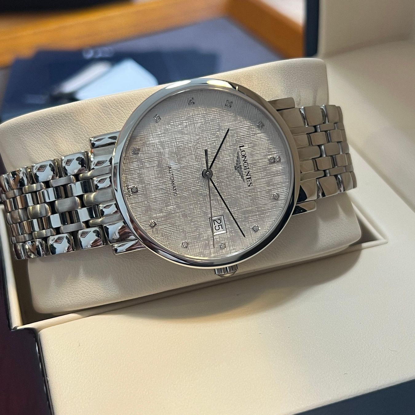 Longines Orologi: Longines Elegant Automatic 2026 Full Set L4.810.4.77.6 – Usato da Carouge GE venduto da Watchaser 6