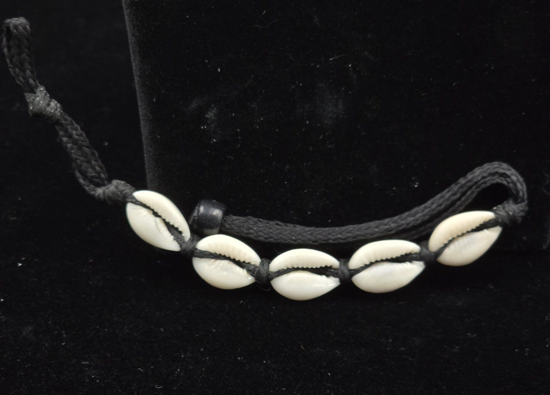 Armbänder & -reifen: Armband mit Muscheln – Gebraucht aus Rorschacherberg von snOOpydOg11 4