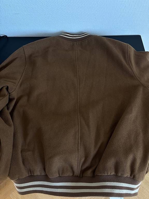 Asos Giacche: Collegejacke – Usato da Bottmingen venduto da phi_5pfs 1