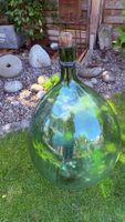 Glasballon grün mit Verschlusszapfen antiker Zustand 