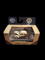 M2 Machines 1967 VW Beetle Deluxe U.S.A. Model R92 25-48