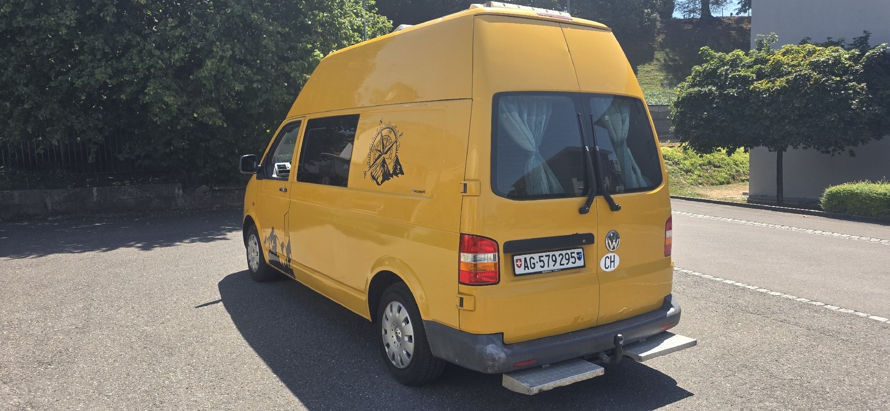 VW Véhicules de camping: VW T5 Camper  – D'occasion à Wohlen AG par kri_2mj8