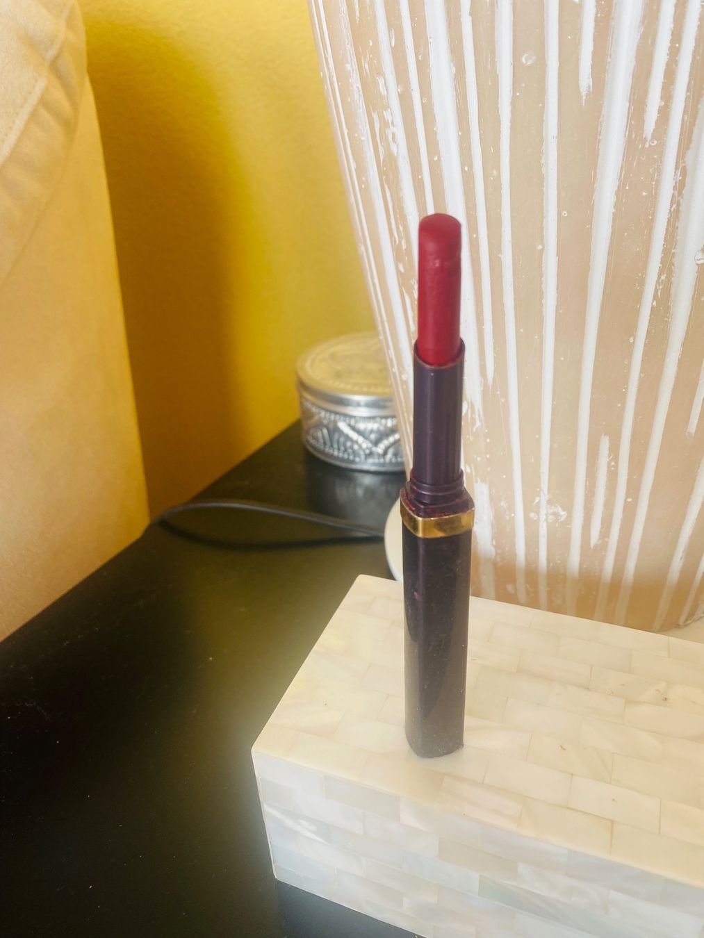 Make-up: Loréal Rouge captif – Usato da Belmont-sur-Lausanne venduto da chu_vxf5 1