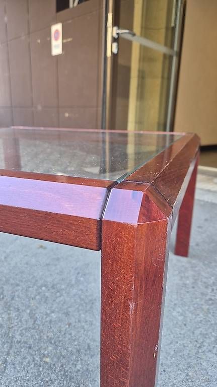 Tavoli: Table basse intérieur bordeau – Usato da Neuchâtel venduto da dme_s8x7 2