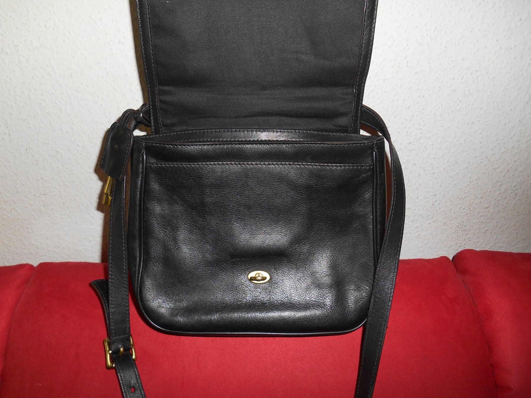 Fossil Taschen für Damen: Fossil Leder Umhängetasche – Gebraucht aus Basel von Birs868 5