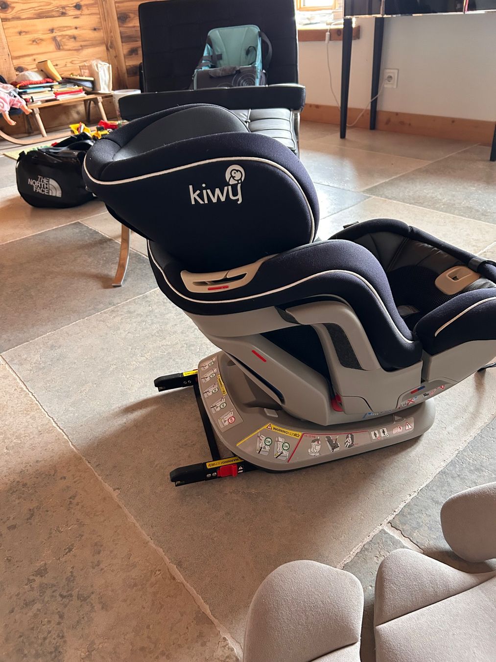 Kiwy Seggiolini per auto: Kiwy Kindersitz - Rotating ISOFIX Base - 0-18kg – Usato da Zürich venduto da ben_lig 2