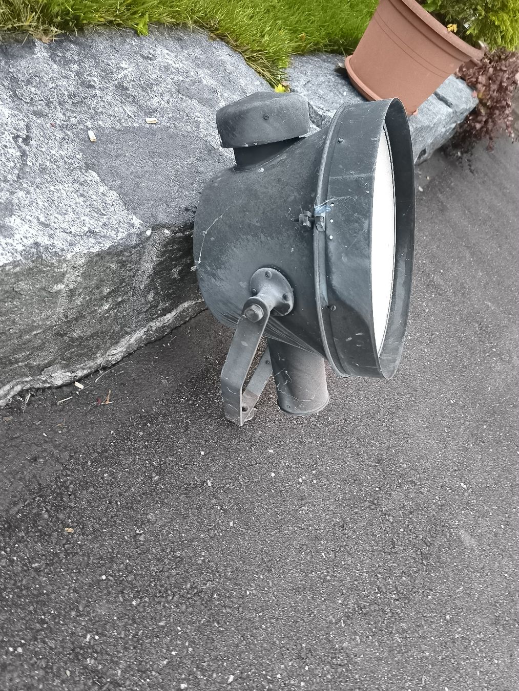 Bag Turgi Lampade: Antike Alte Aussenleuchte/Scheinwerfer aus Kupfer – Difettoso da Hasle LU venduto da Fridu19 1