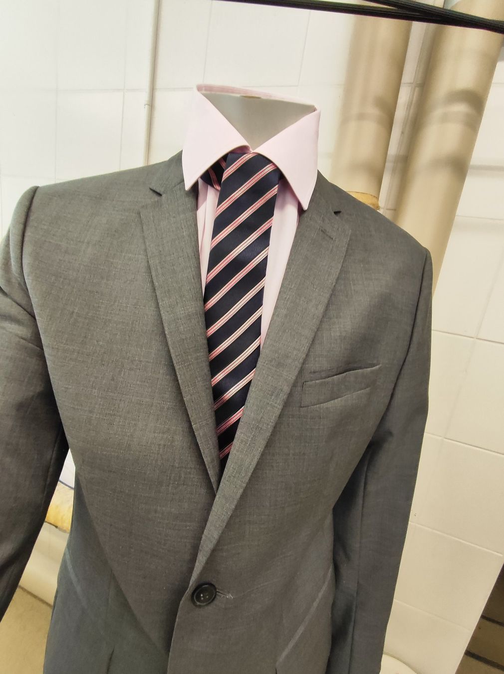 H&M Giacche: Herren Blazer Grösse Euro 152 – Nuovo (secondo la descrizione) da Langnau am Albis venduto da Judithsebi 6