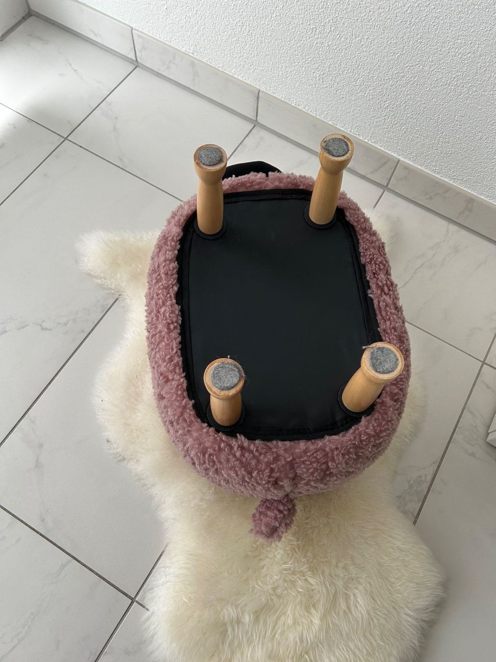 Beliani Sgabelli: Tierhocker mit Stauraum SHEEP Stoff Rosa Schaf – Usato da Oberrohrdorf venduto da Phil_X 2