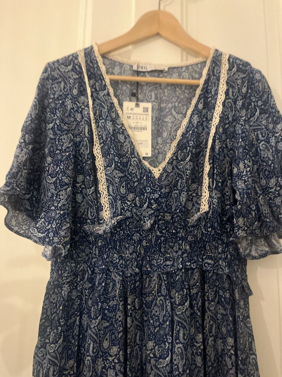 Zara Vestiti: Robe neuve avec étiquette – Nuovo e nell'imballaggio originale da Lausanne venduto da vil_6g9s 2