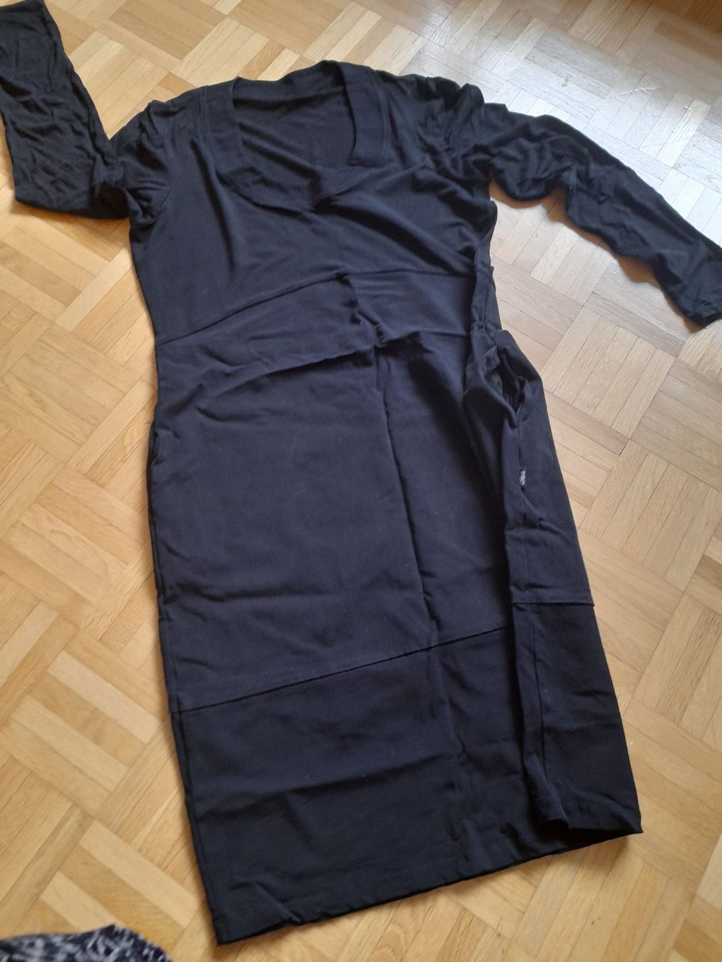 Colora Vestiti: Schwarzes Midikleid (Colora, M/38) – Nuovo (secondo la descrizione) da Luzern venduto da anni.