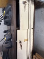 Schubladenschrank Metall grün, braun und braun beige