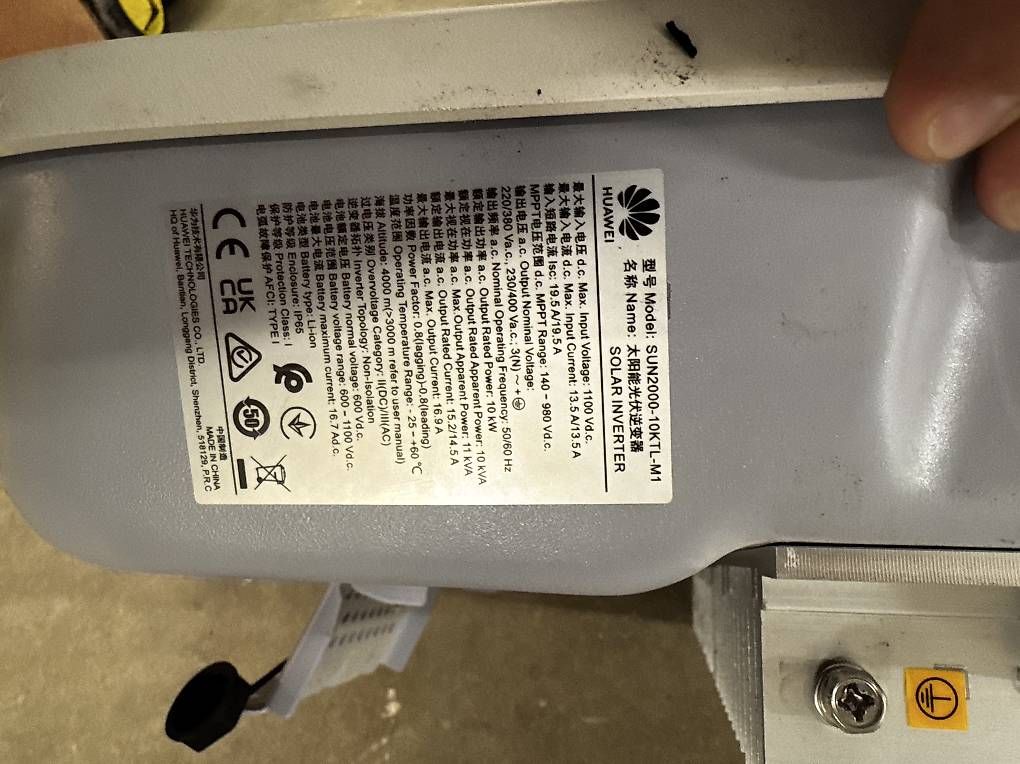Onduleurs: Huawei Wechselrichter SUN2000-10KTL-M1 – D'occasion à Oberwil b. Büren par vadi87 2