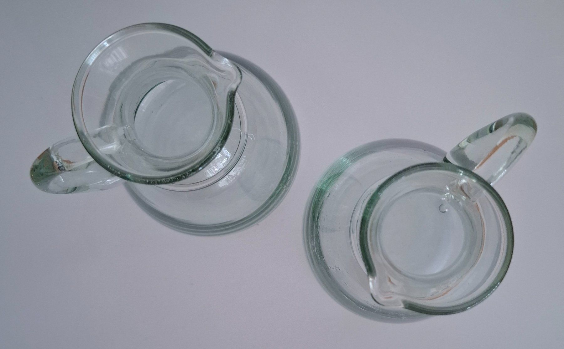 Bicchieri: Essig- und Oel-Kännchen aus Glas – Usato da Rothrist venduto da Clanx 1