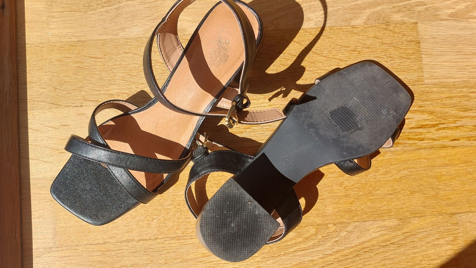Ralph Lauren Scarpe da donna: leder Sandalen – Nuovo (secondo la descrizione) da Basel venduto da Sil_Yes 2