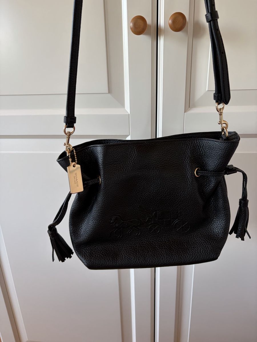 Borse da donna: Coach Black Elegant Sling Bag – Usato da St.Josefen venduto da lop_lh8d 3