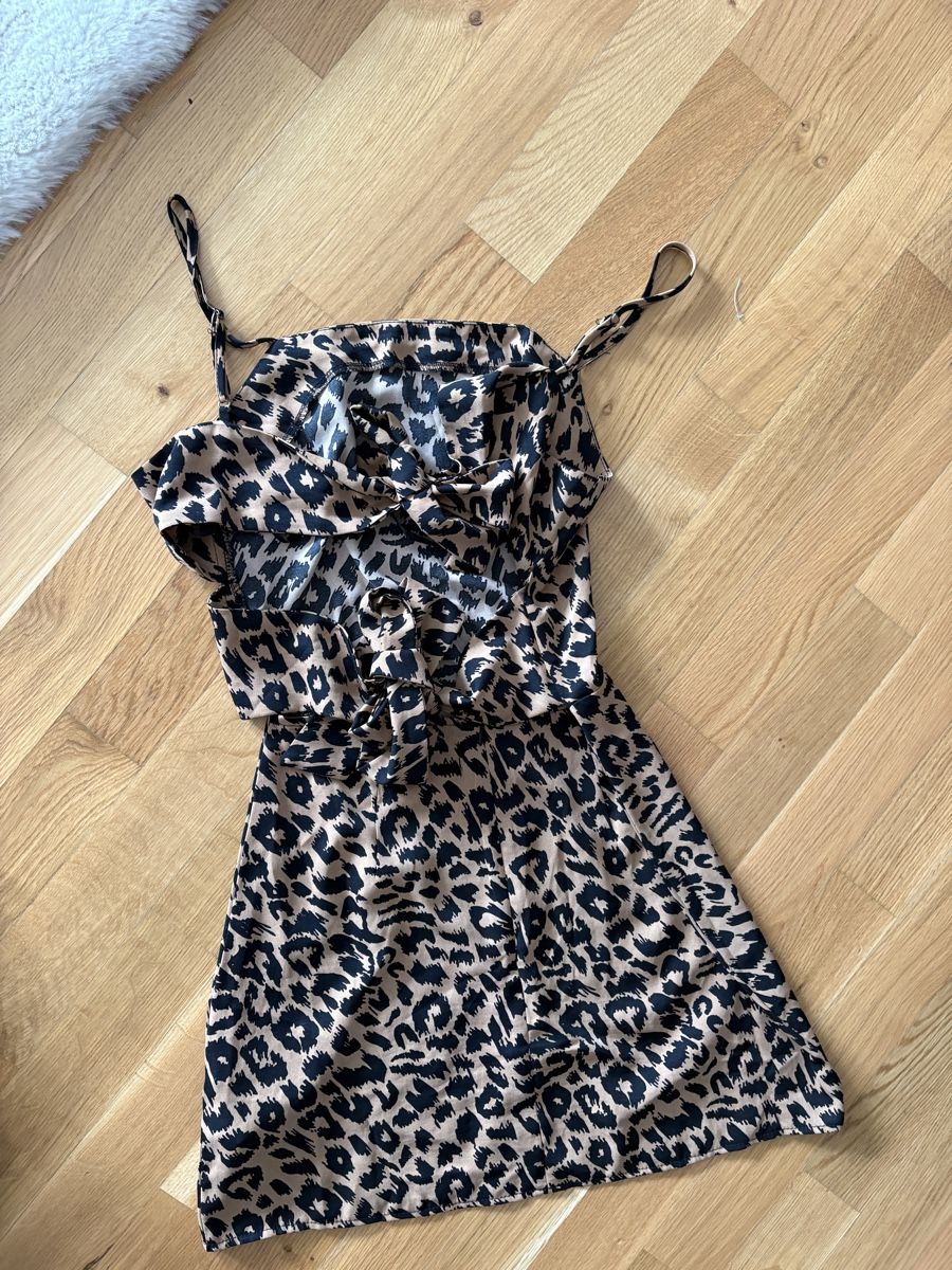 Vestiti: Leopard Kleid – Nuovo (secondo la descrizione) da Rupperswil venduto da Marscu 2
