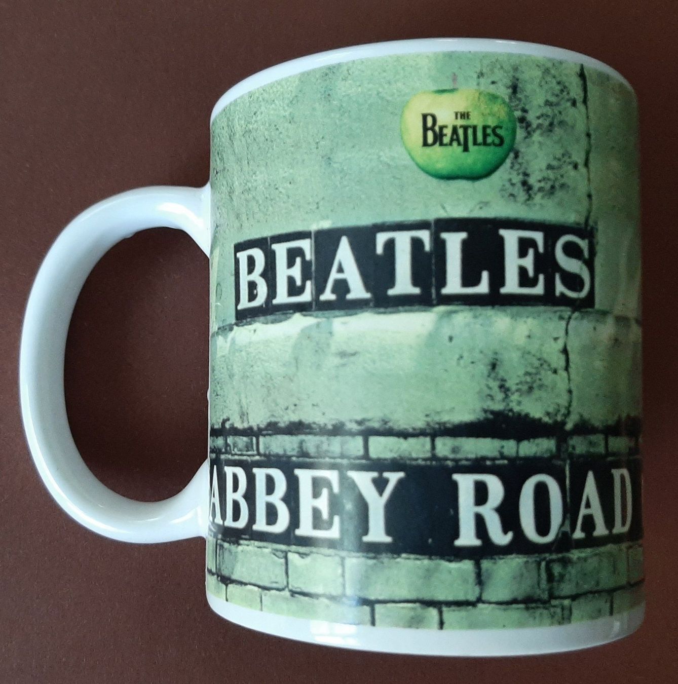 Tazze: Tasse Beatles Abbey Road – Usato da Montet (Glâne) venduto da Koada2