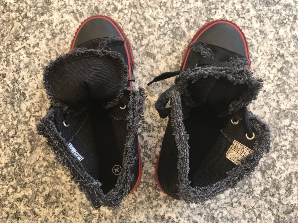 Scarpe da uomo: Coole Sneaker im Converse-Style – Usato da Laufen venduto da mercedes420 4