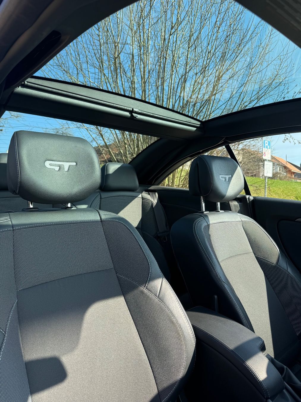 Renault Automobili: Renault Megane TCe180 Cabriolet – Usato da Winterthur venduto da Ryolu 5