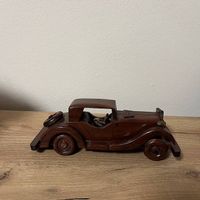 Modellino auto depoca in legno 