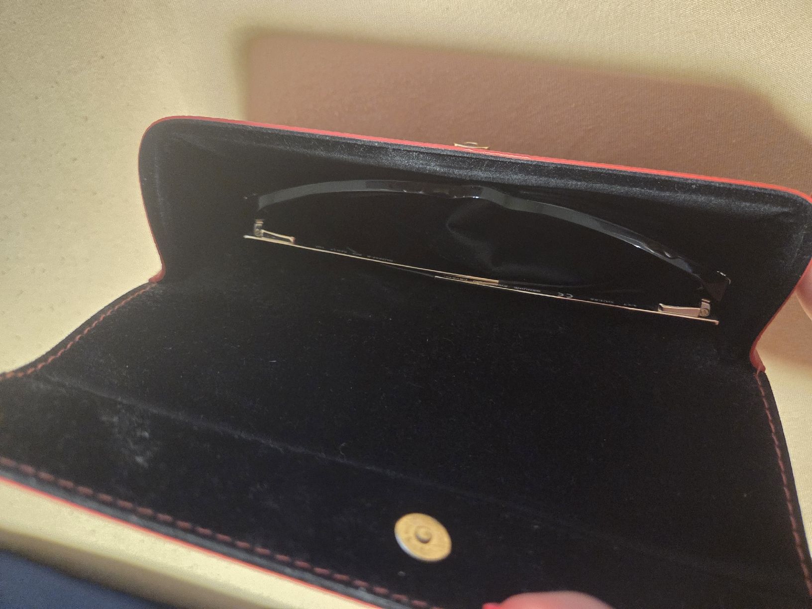 Guess Brillen & Gläser: Brille Guess mit Dioptrien 0,5 – Neu (gemäss Beschreibung) aus Basel von mar_wr92 2