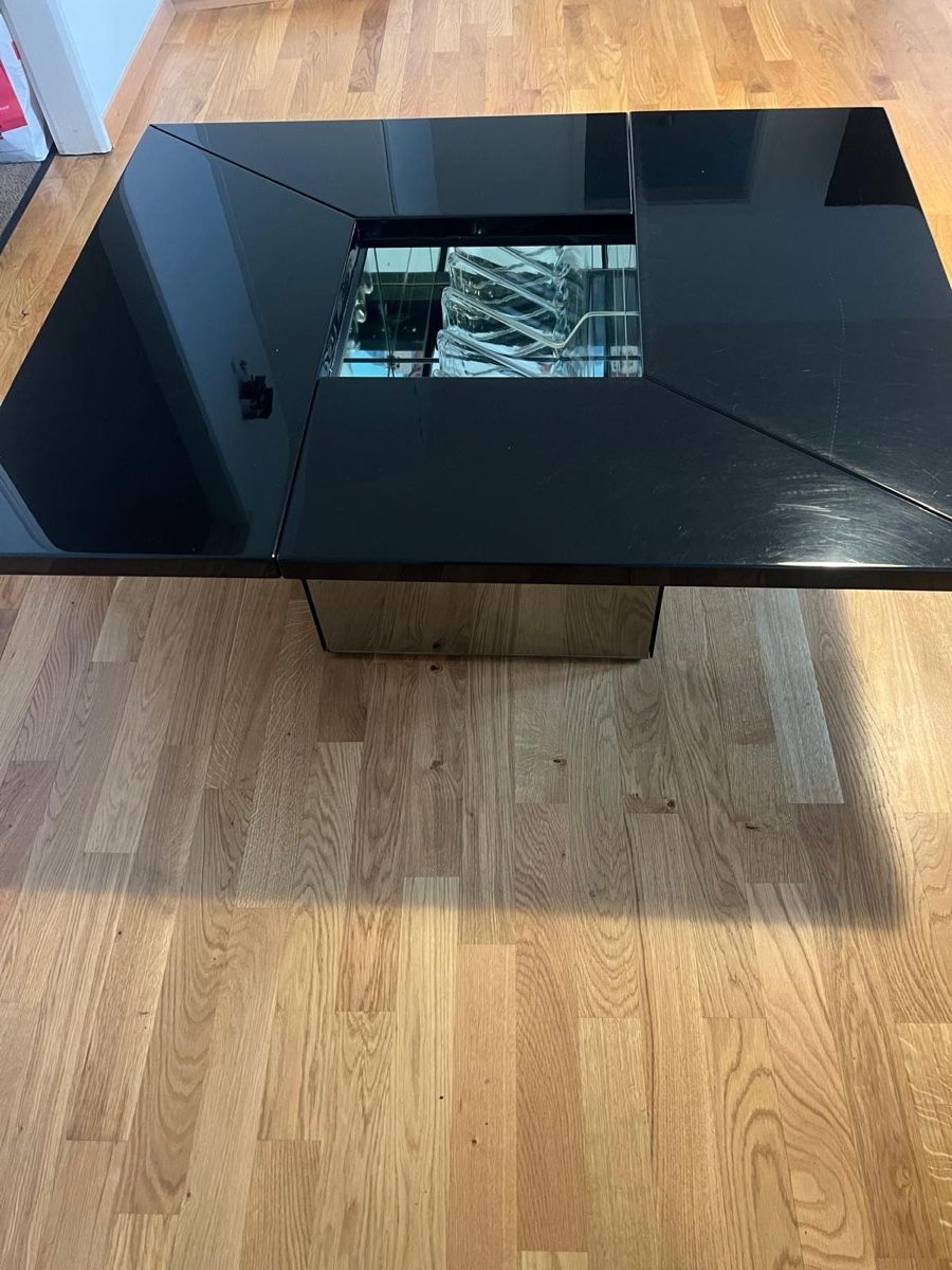 Tavoli: Table basse noire design avec rangement intégré! – Usato da Petit-Lancy venduto da josepereira