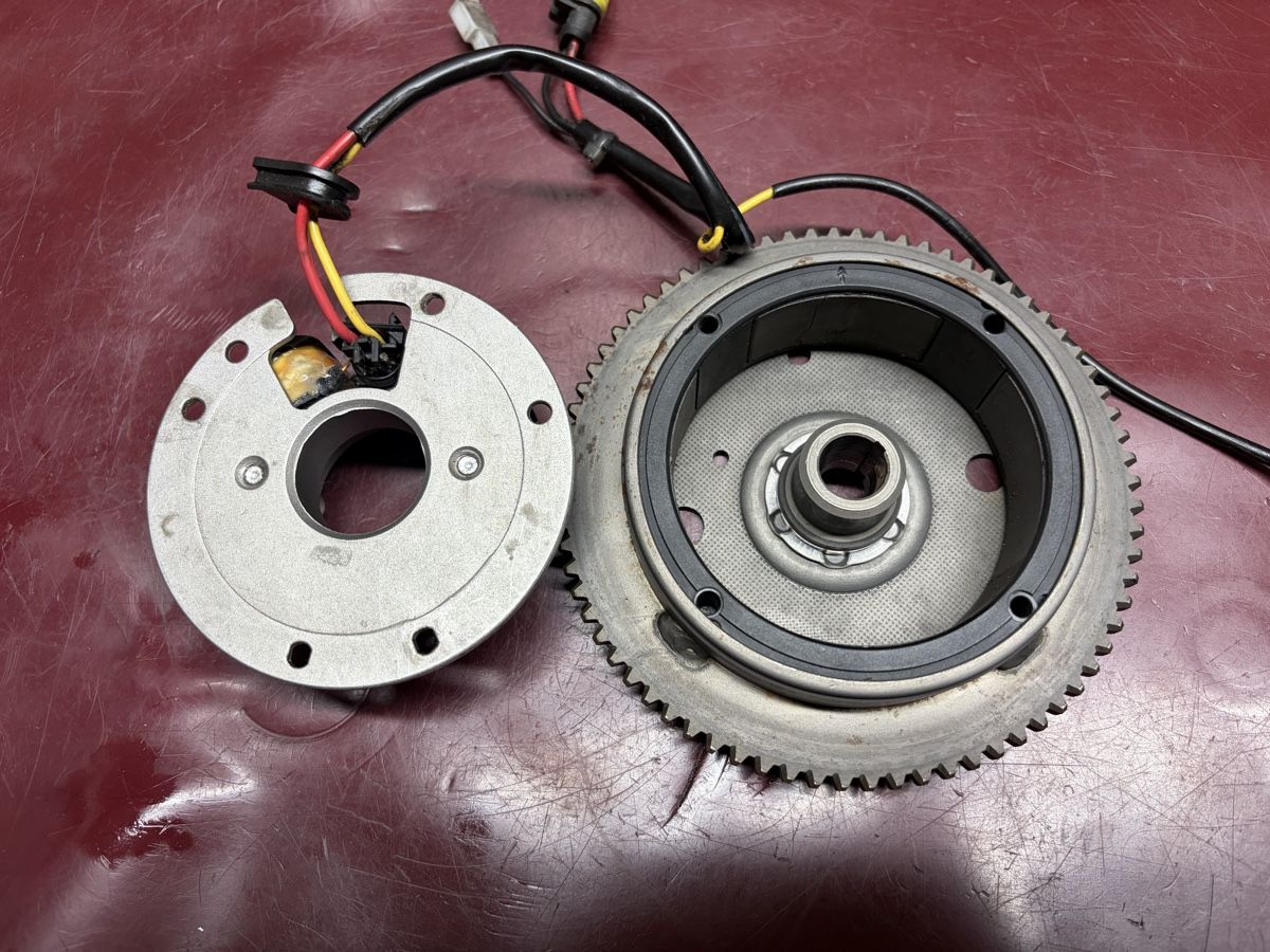 Pony Pièces pour mobylette: Mofa Pony Beta Zündung E-Starter – D'occasion à Latterbach par Bbutz98 4