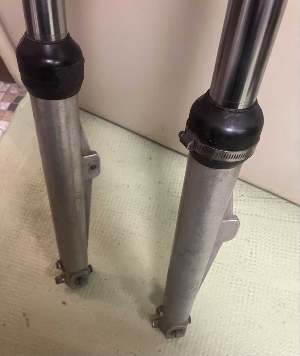 Tutti i ricambio per moto: Ceriani fourche moto Gabel – Usato da Founex venduto da Classic_mike 6