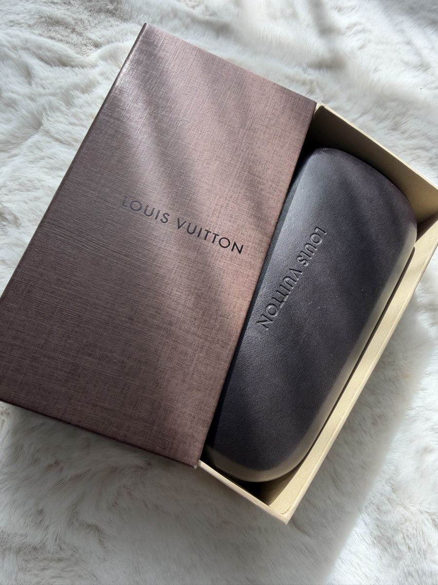 Louis Vuitton Occhiali & Lenti: Louis Vuitton Brille inkl. Box etc.  – Usato da Thalheim venduto da Queen018