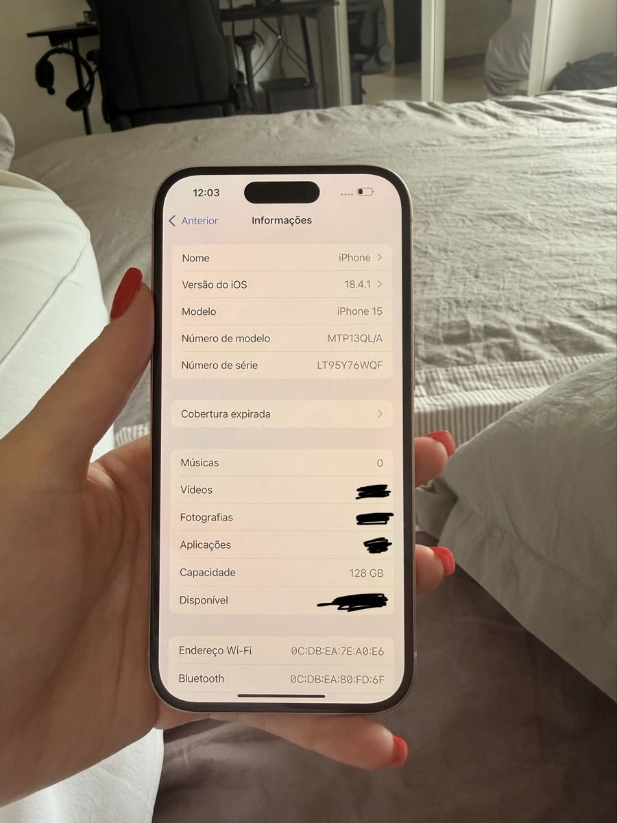 Apple Telefoni cellulari / Smartphones: iPhone 15 – Usato da St. Moritz venduto da mar_zq7j 8