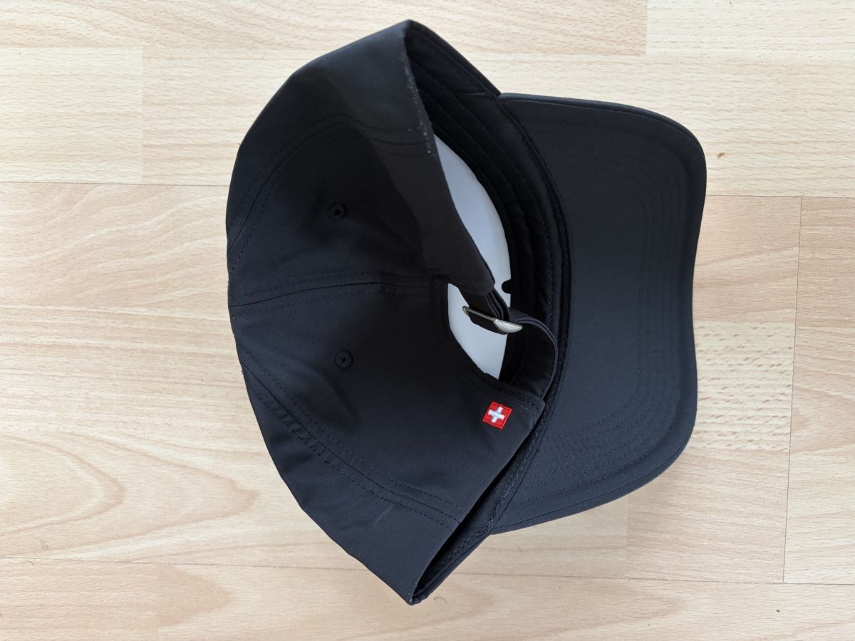 Copricapi, berretti & cappellini: New Pilatus Cap – Nuovo e nell'imballaggio originale da Unterägeri venduto da abc_t2yc 1
