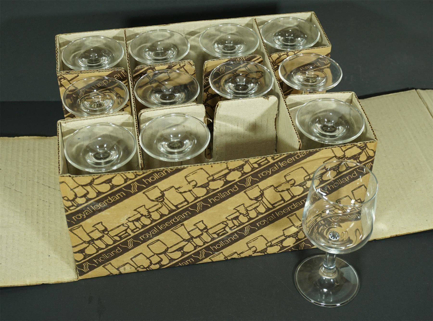 Bicchieri: 12 elegante Gläser mit Stiel 17cl – Usato da Meggen venduto da Brockitare 2