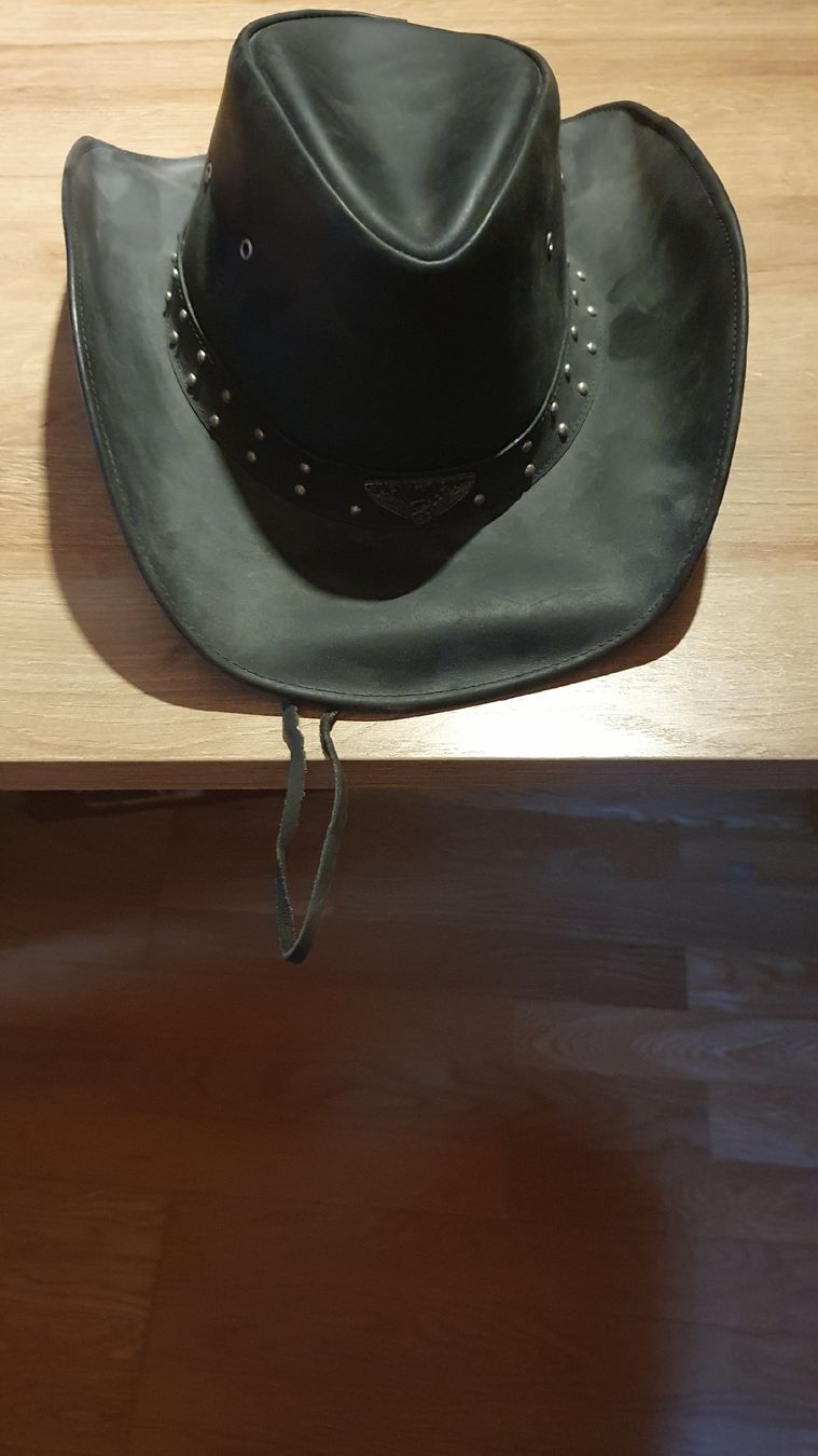 Copricapi, berretti & cappellini: Cowboyhut Marke ,,Bullhide,, – Usato da Flamatt venduto da Berner1986