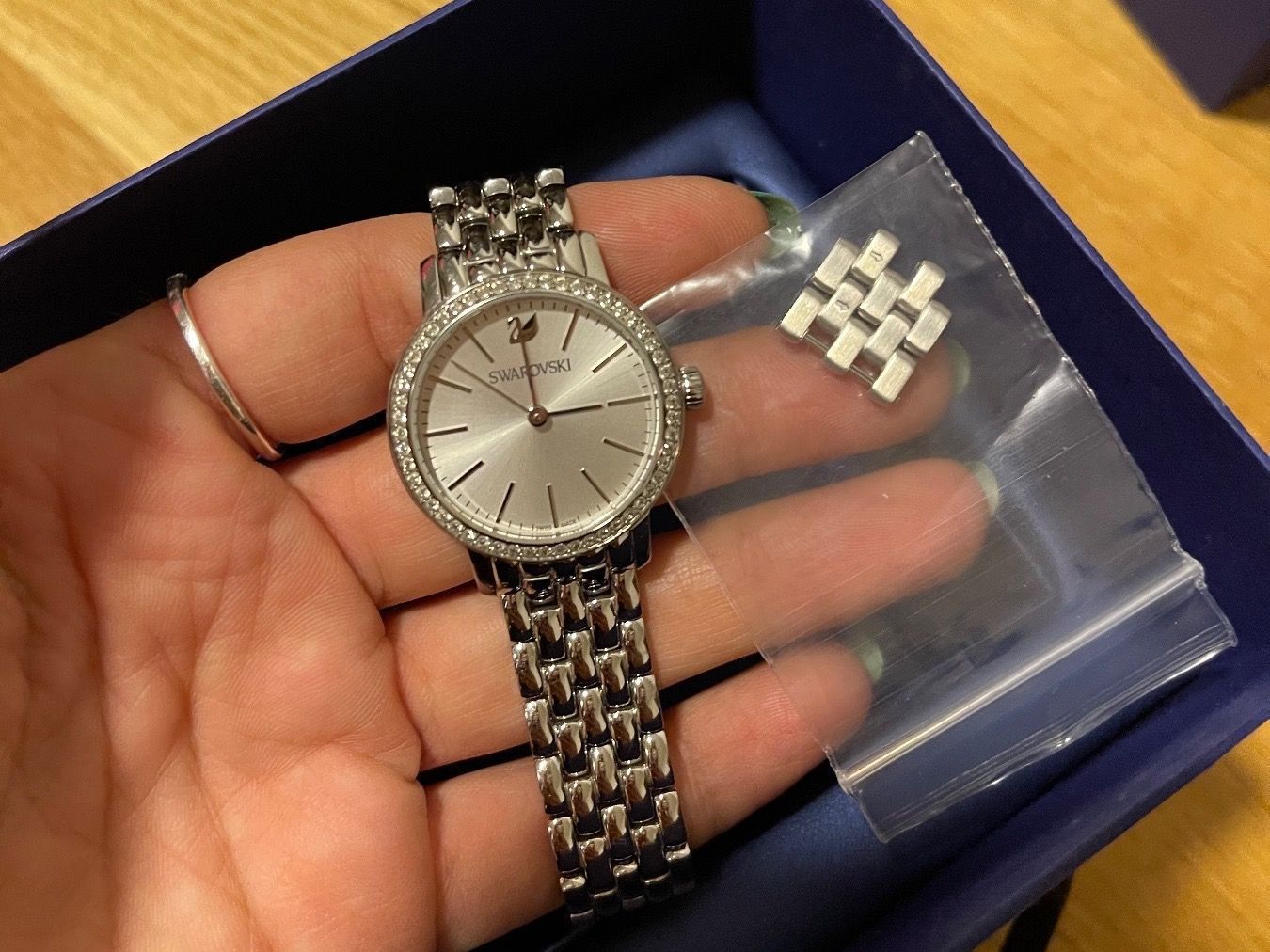 Swarovski Uhren: Swarovski UHR – Neu (gemäss Beschreibung) aus Reinach BL von K.zh.A 2
