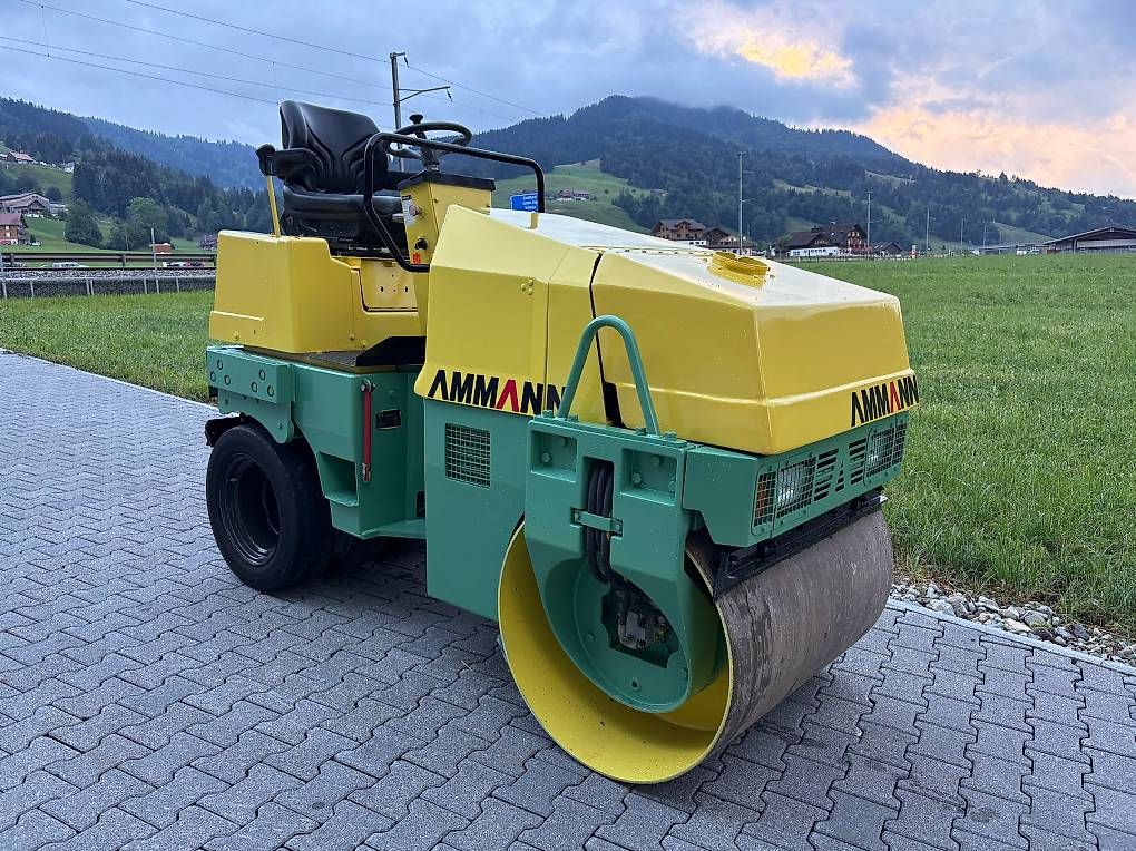 Toutes les machines: Ammann AV 23 Walze – D'occasion à Rothenthurm par FHS6418