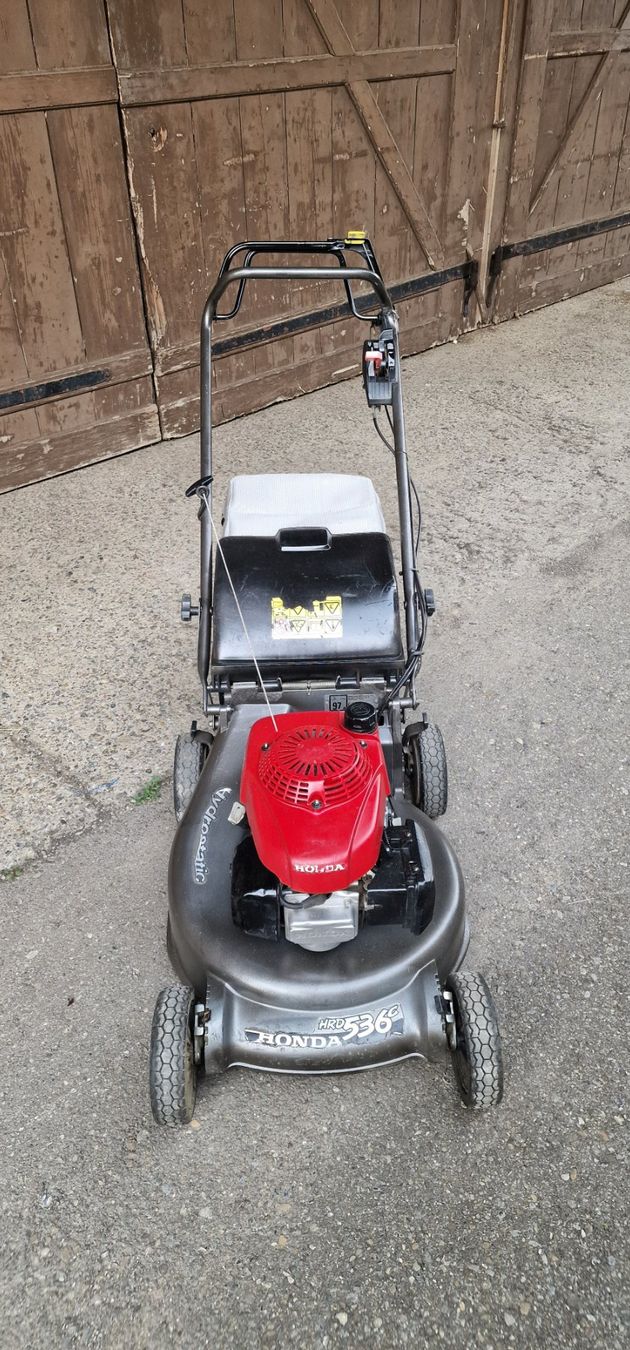 Honda Tagliaerba: Honda Profi Rasenmäher HRD536C – Usato da Tagelswangen venduto da Axel_36 4