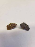2 pin's de la ville de Sion valais suisse vintage