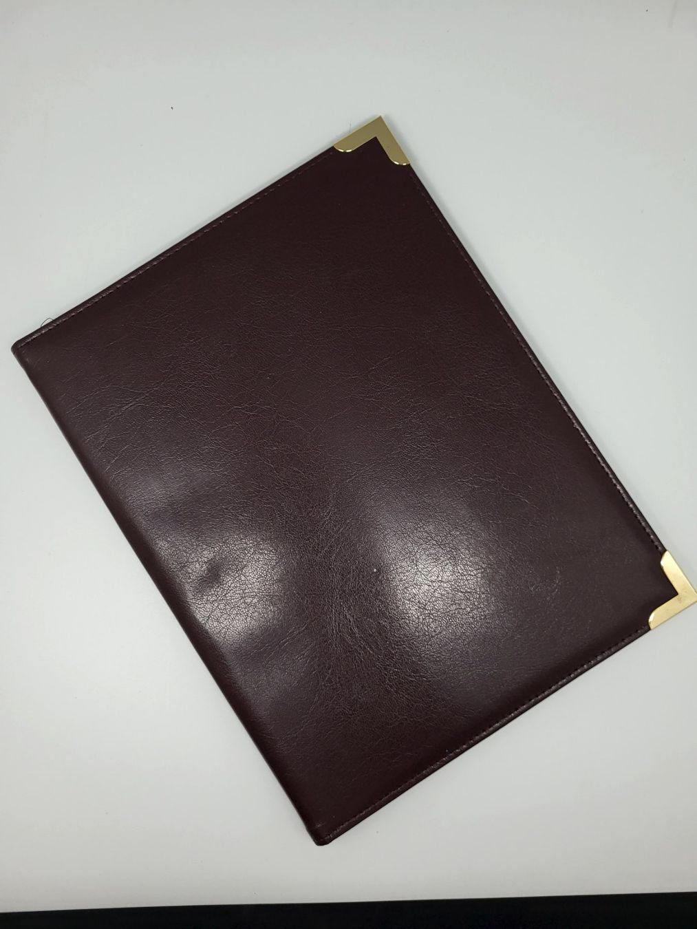 Raccoglitori: Präsentations- / Hotel- Mappen bordeaux A4 – Nuovo e nell'imballaggio originale da Lachen SZ venduto da Braasch01