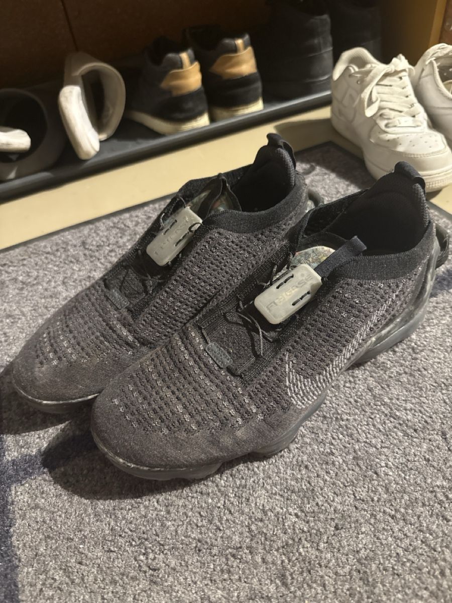 Herrenschuhe: Nike Air VaporMax Flyknit 3 size 43 – Gebraucht aus Zürich von Angel.sahra 1