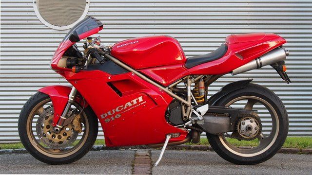 Ducati Strada: Ducati 916 – Usato da Zürich venduto da Motorenwerk